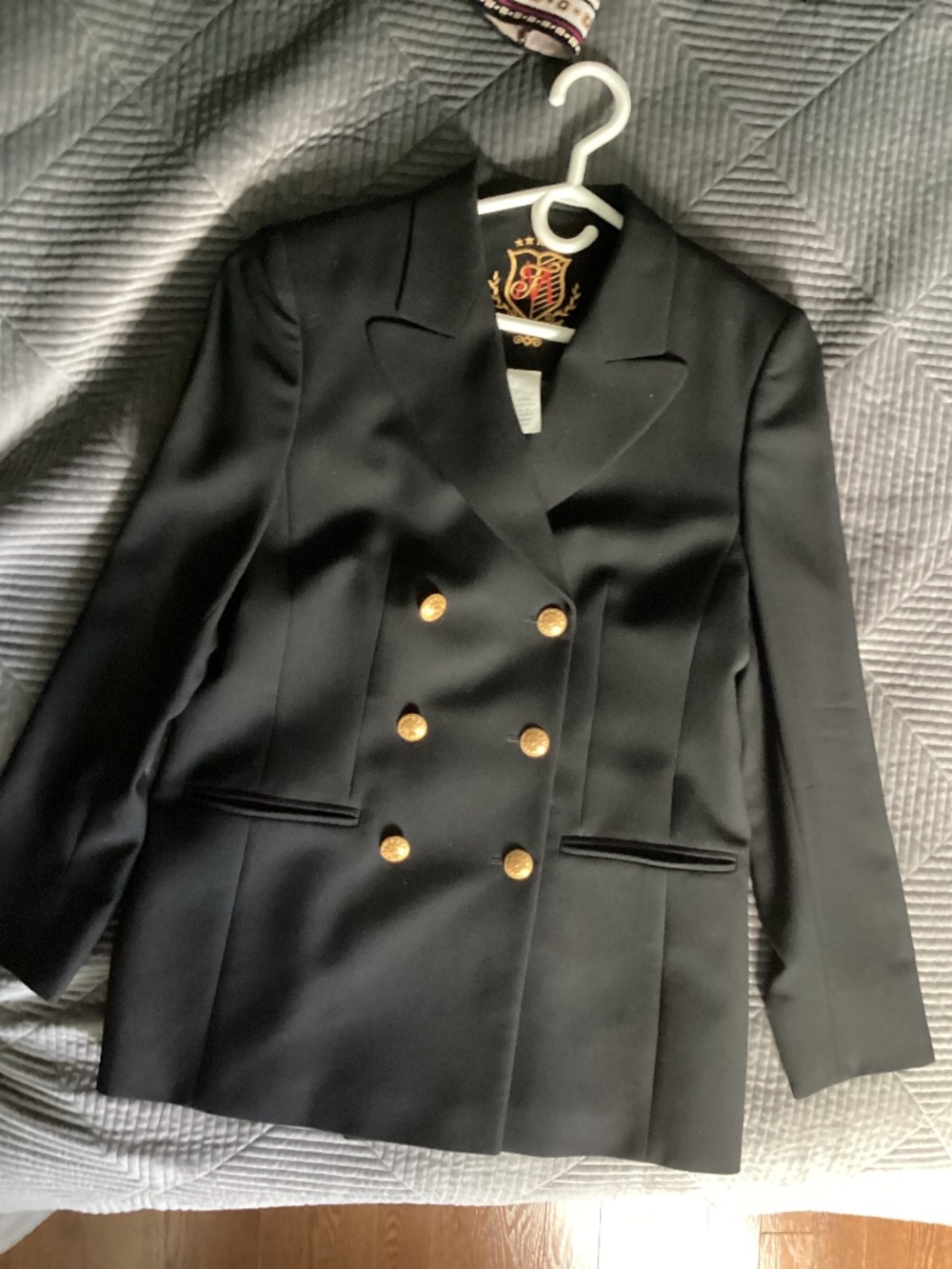 Mondi 3 button, double breasted navy blazer